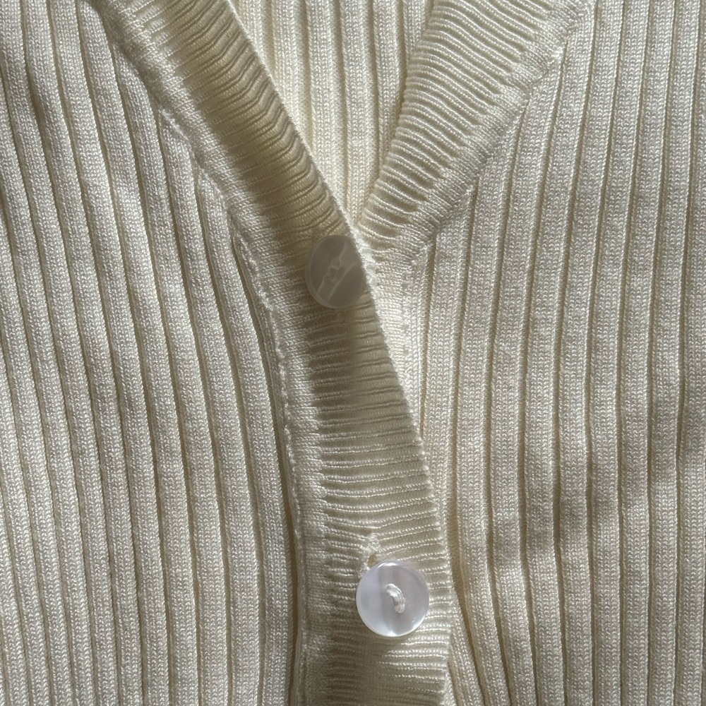 superdown Cream Ribbed Crop Top - Picture 2 of 3